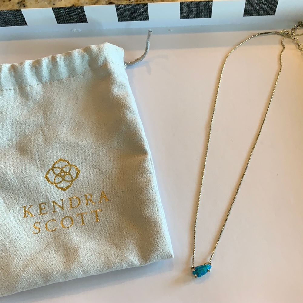 Kendra Scott necklace.